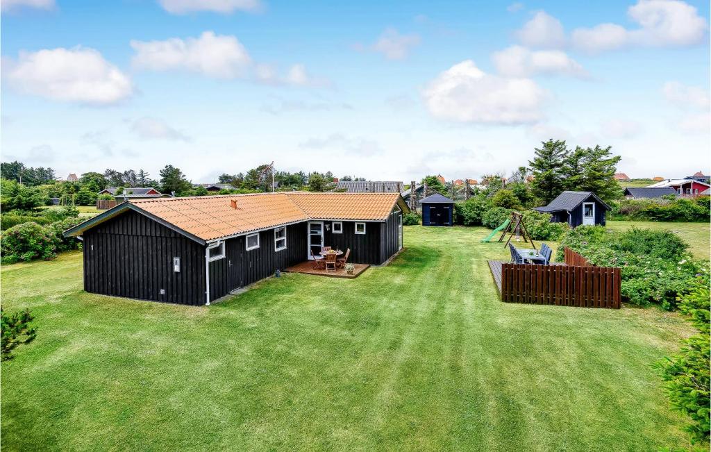 Nice Home In Hjrring With 3 Bedrooms And Wifi