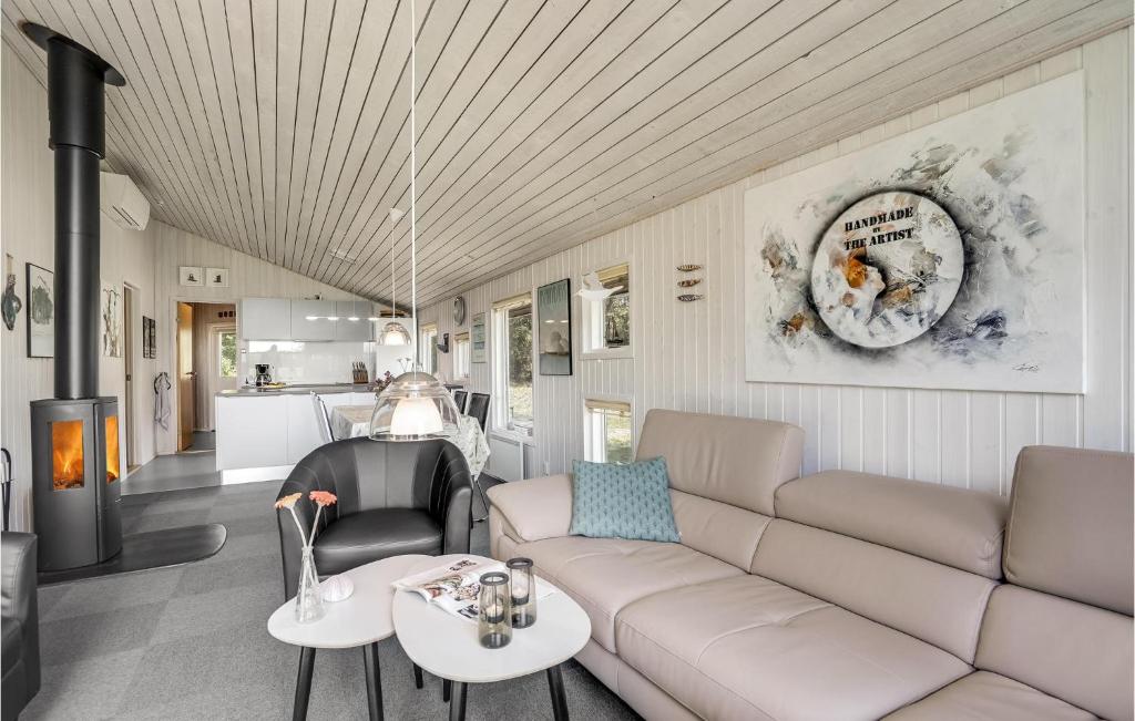 Amazing Home In Lkken With 4 Bedrooms, Sauna And Wifi photo 2