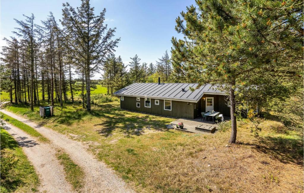 Amazing Home In Lkken With 4 Bedrooms, Sauna And Wifi