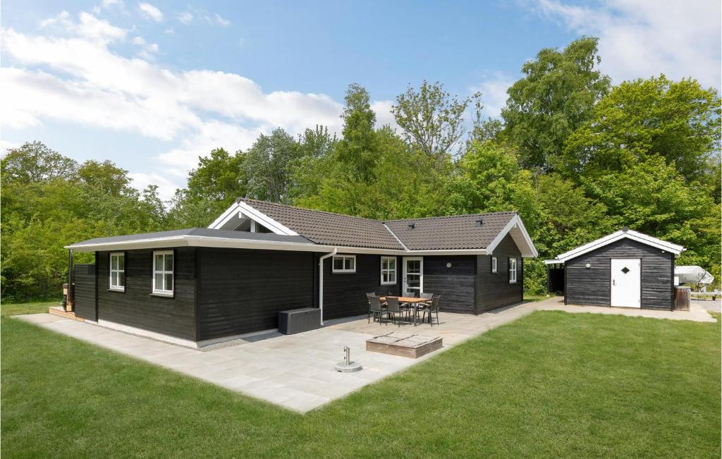 Beautiful Home In Hasle With 3 Bedrooms And Wifi photo 1