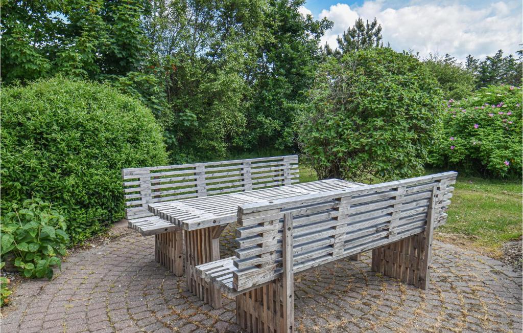 Nice Home In Ulfborg With 7 Bedrooms, Sauna And Wifi photo 3
