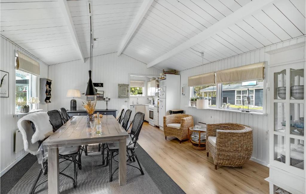 Stunning Home In Thisted With 3 Bedrooms photo 4