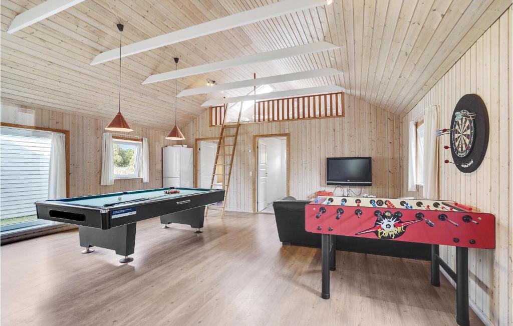Amazing Home In Fan With Sauna, Wifi And Indoor Swimming Pool photo 4