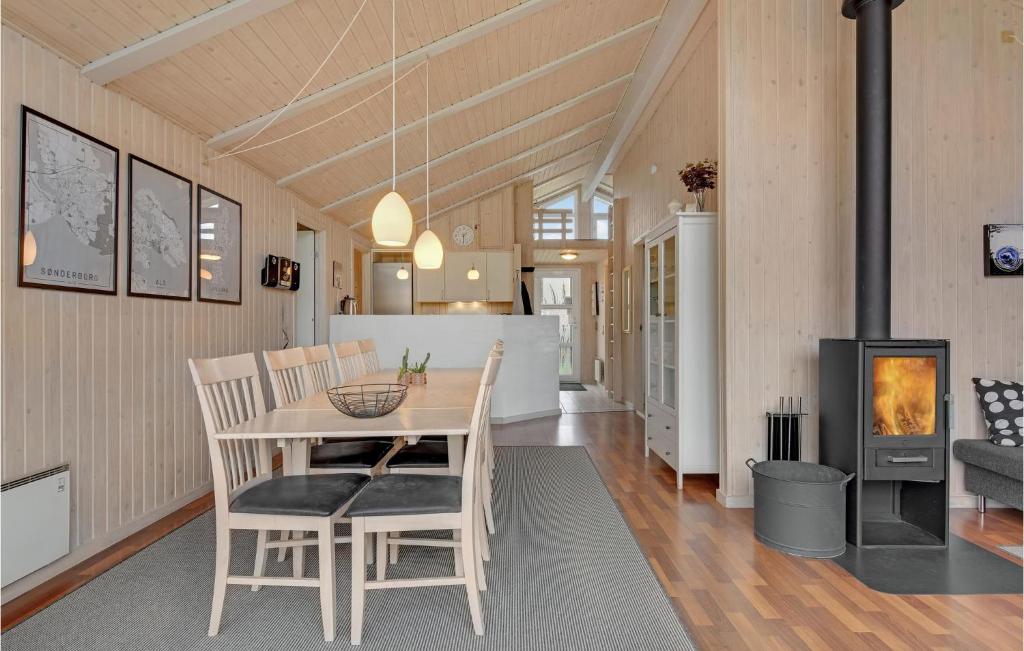 Amazing Home In Sydals With 4 Bedrooms, Sauna And Wifi photo 4