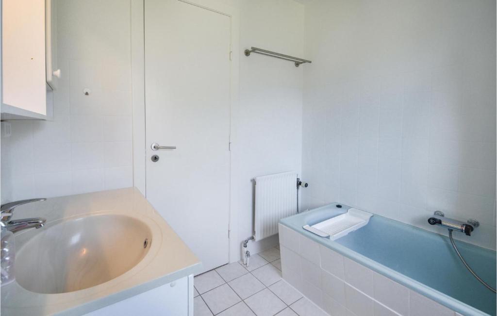 Awesome Home In Thisted With 2 Bedrooms And Wifi photo 2