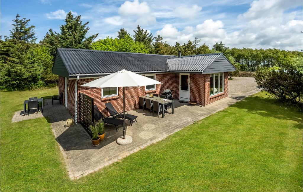 Awesome Home In Ringkbing With 3 Bedrooms And Wifi