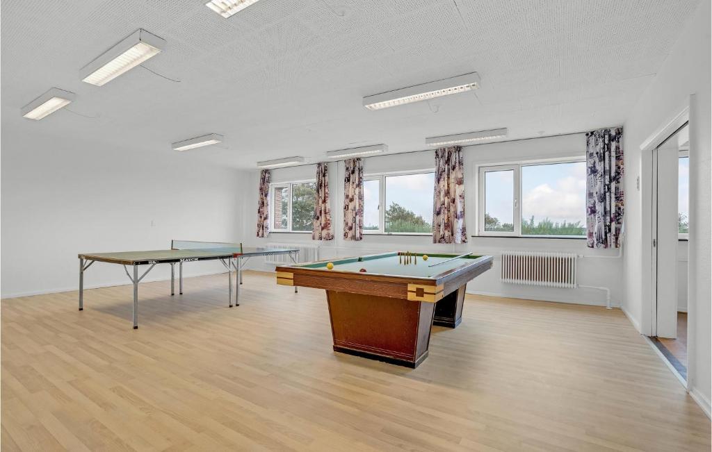 Beautiful Home In Hanstholm With 14 Bedrooms, Sauna And Wifi photo 1