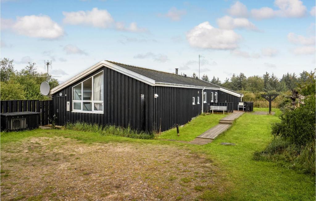 Awesome Home In Hirtshals With 4 Bedrooms, Sauna And Wifi photo 3