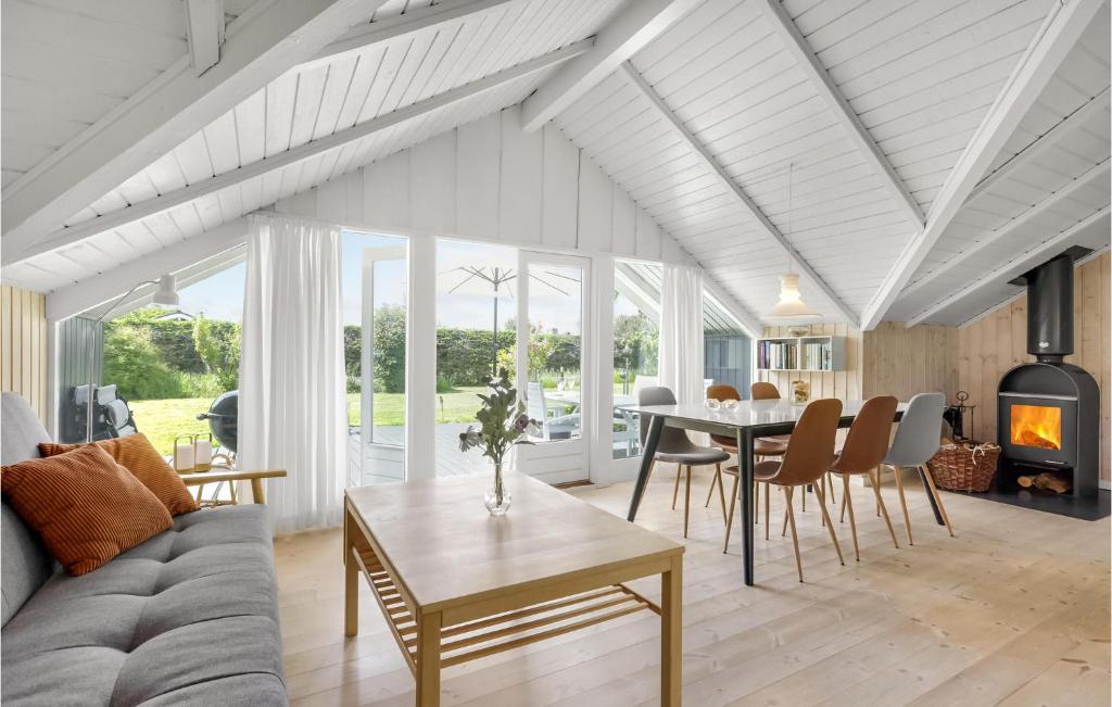 Stunning Home In Odder With 3 Bedrooms, Sauna And Wifi photo 3