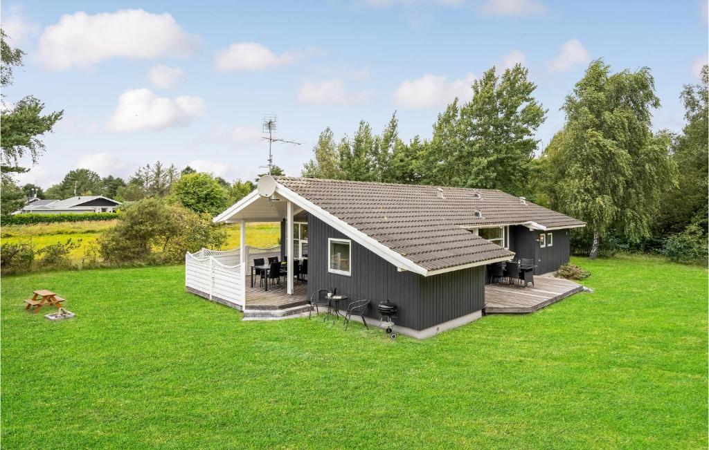 Stunning Home In Rdby With 3 Bedrooms And Wifi