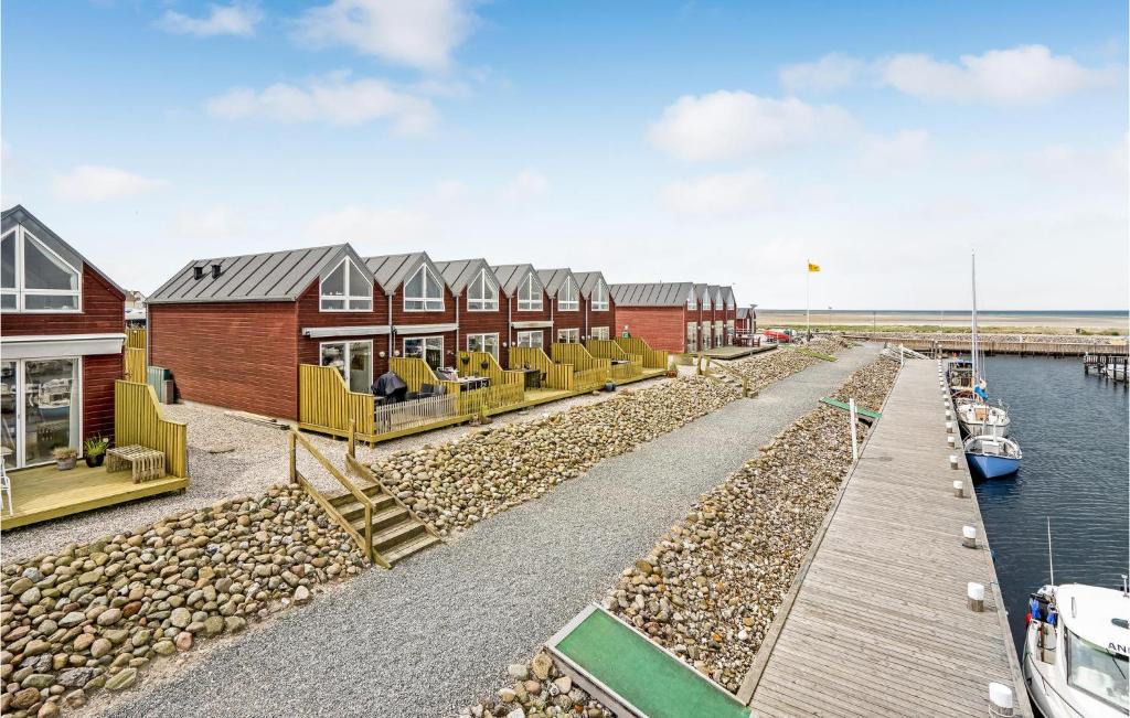 Nice Home In Glesborg With 1 Bedrooms And Wifi