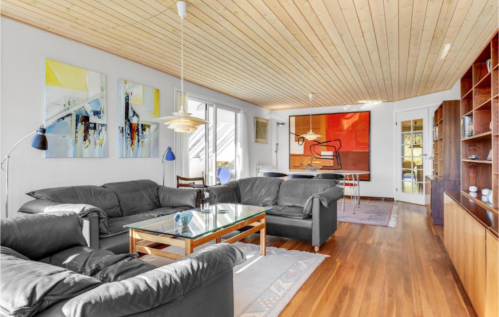 Amazing Home In Grsten With 3 Bedrooms And Wifi photo 1