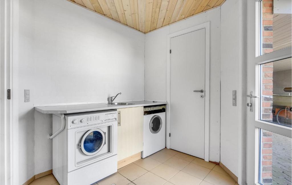 Amazing Home In Grsten With 3 Bedrooms And Wifi photo 3
