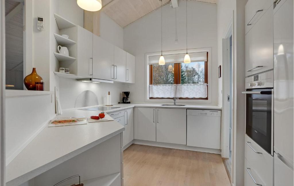 Amazing Home In Rdby With 4 Bedrooms, Sauna And Wifi photo 3