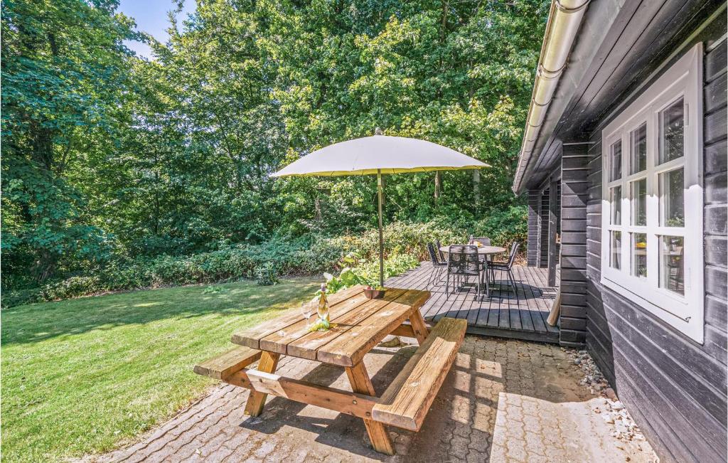 Nice Home In Krus With 2 Bedrooms And Wifi photo 2