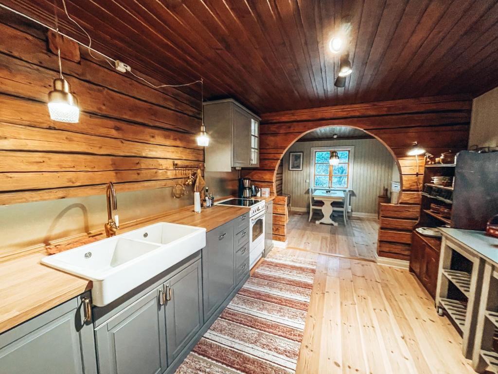Taiga Forest Lodge photo 2