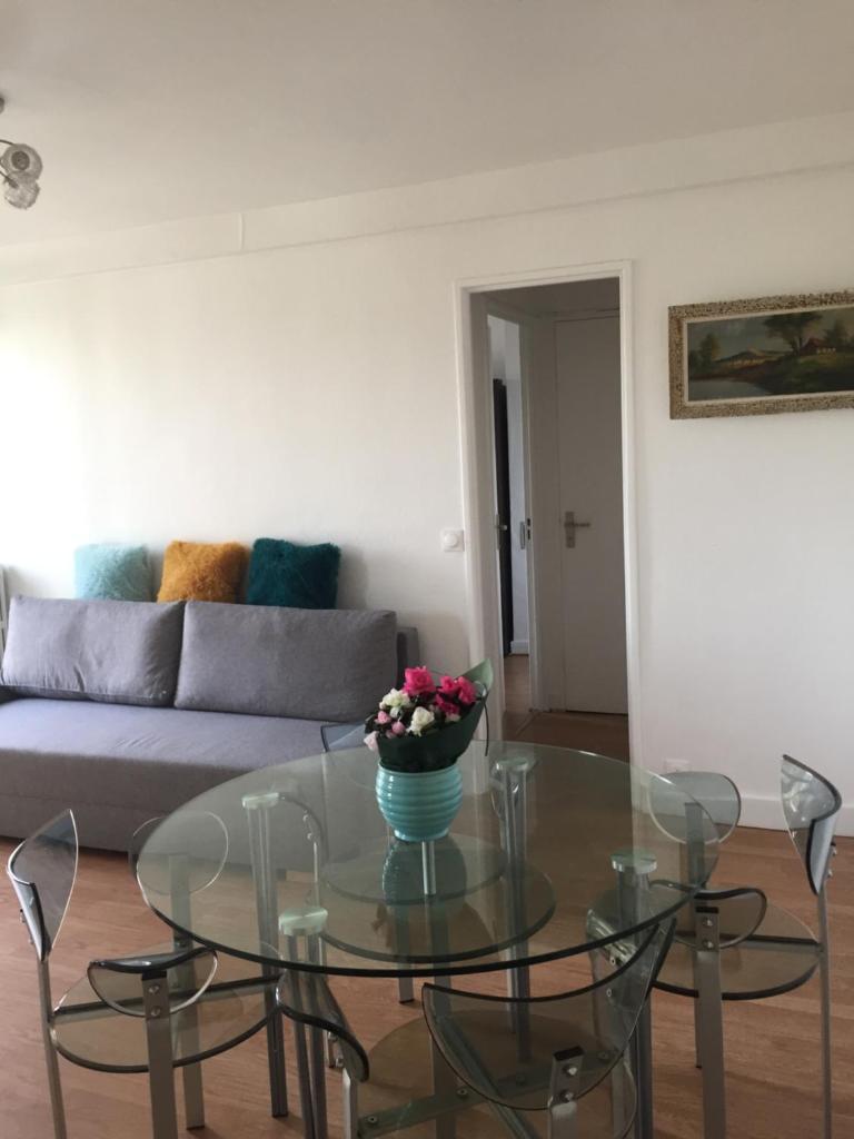 F2 belle vue Aqueduc avec balcon - 1베드룸 아파트