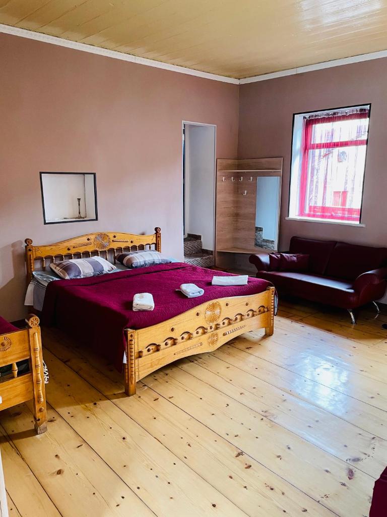 Travel Inn House Mestia • მოგზაურის სახლი photo 2