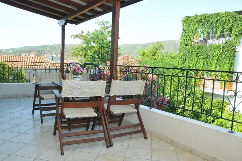 Zouzoula House photo 1