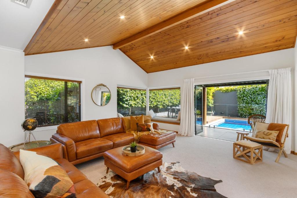 Hikanui Haven - Havelock North Holiday Home photo 2