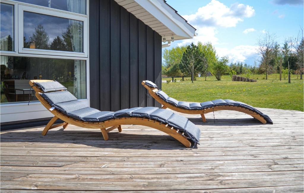 Stunning Home In Glesborg With 3 Bedrooms, Sauna And Wifi photo 2