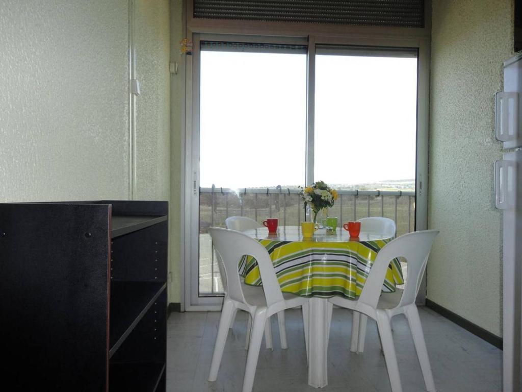 Appartement Fleury-Saint-Pierre-la-Mer, 2 pièces, 6 personnes - FR-1-229D-267 photo 1