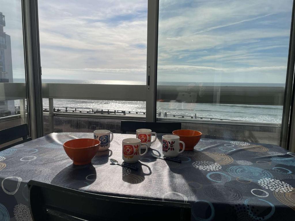Appartement Saint-Gilles-Croix-de-Vie, 2 pièces, 4 personnes - FR-1-224-39 photo 1