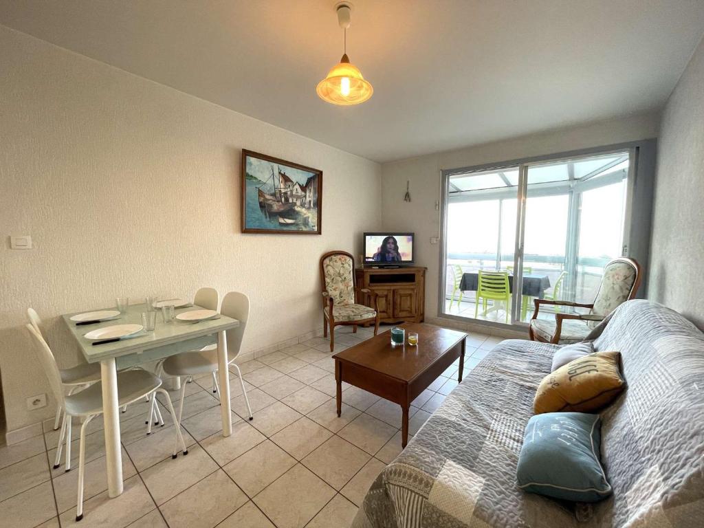 Appartement Saint-Gilles-Croix-de-Vie, 2 pièces, 4 personnes - FR-1-224-307 photo 1
