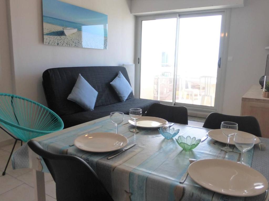 Appartement Saint-Gilles-Croix-de-Vie, 2 pièces, 4 personnes - FR-1-224-770 photo 1