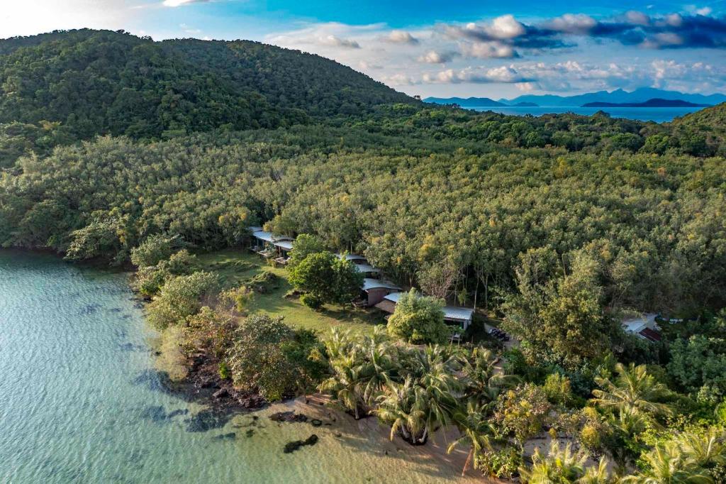 Hidden Beach Resort photo 1