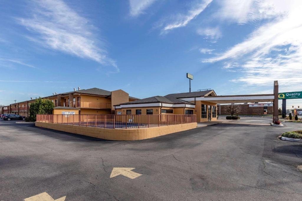 Quality Inn Duncan - Spartanburg West image