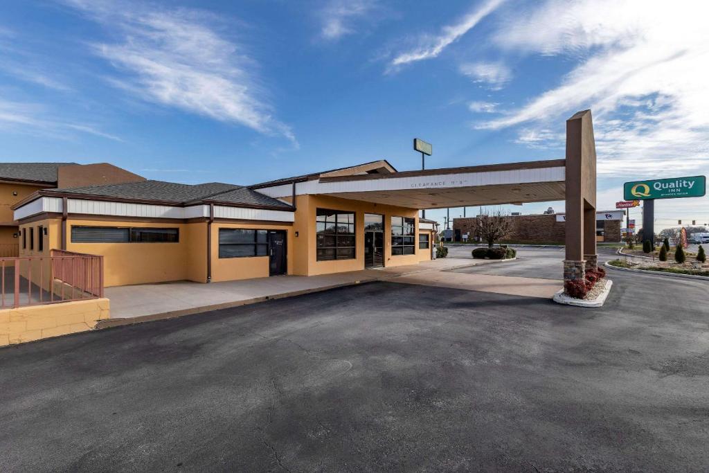 Quality Inn South Duncan photo 1