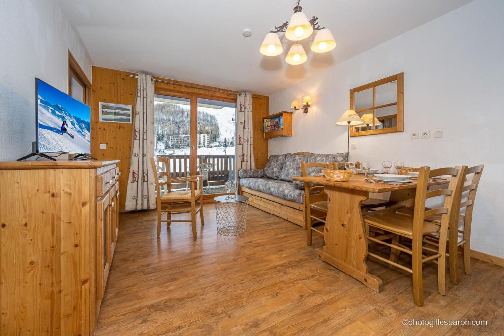 B001- Appartement 2 pieces cabine 6 personnes photo 2