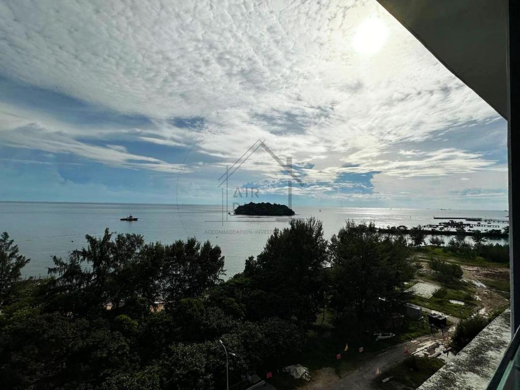 PD D'Wharf Duplex 3BR - Full Seaview (Up To 12 Pax) photo 2