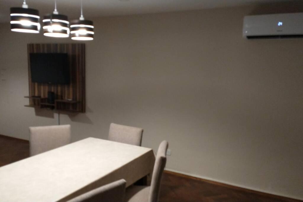 BONITO DEPARTAMENTO FRONTAL EN ZONA RESIDENCIAL - MeNdOzA photo 3