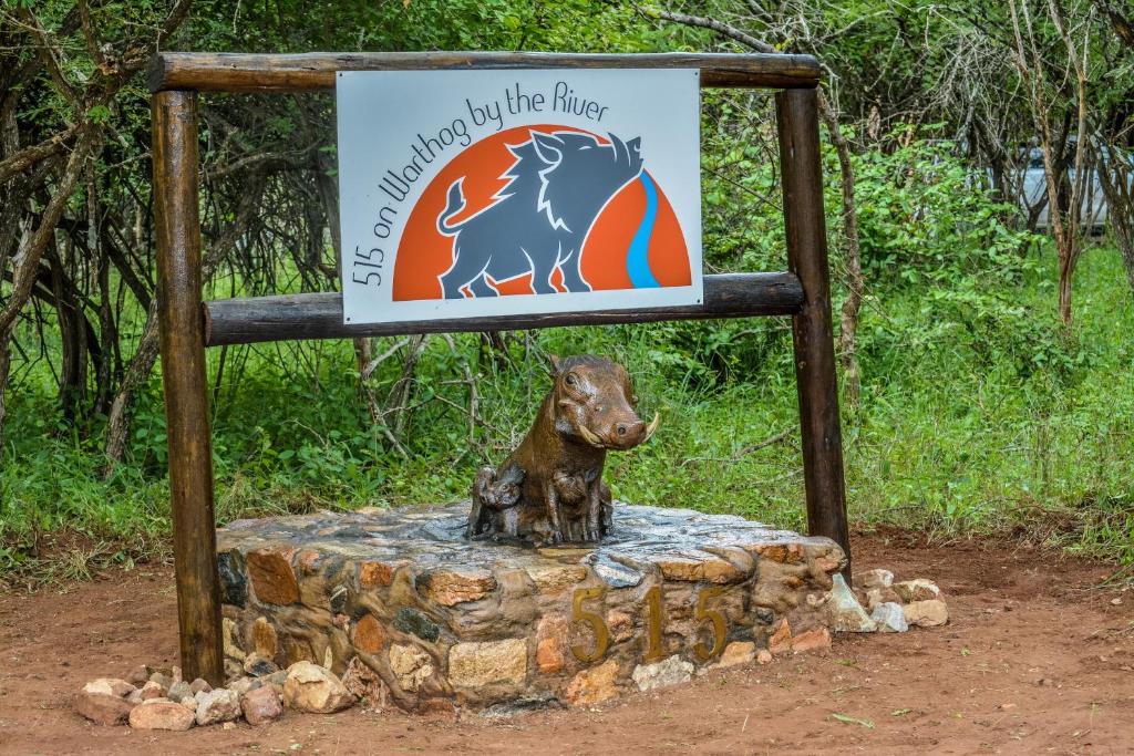515 on Warthog by the River photo 1