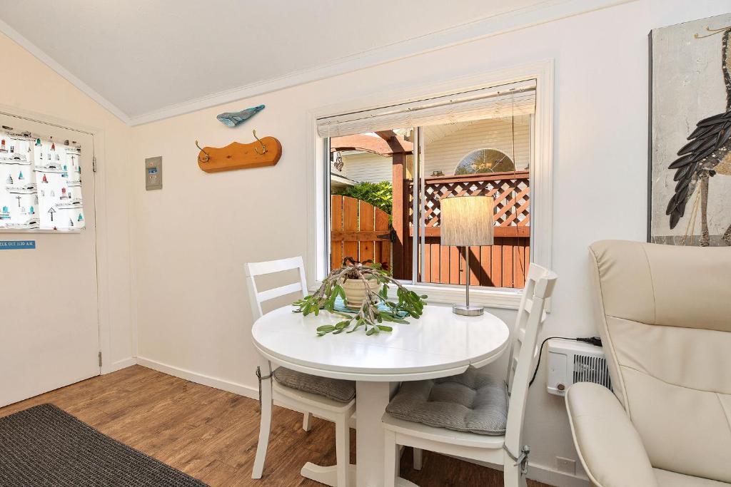 Seascape Studio by IRIS PROPERTIES! photo 3