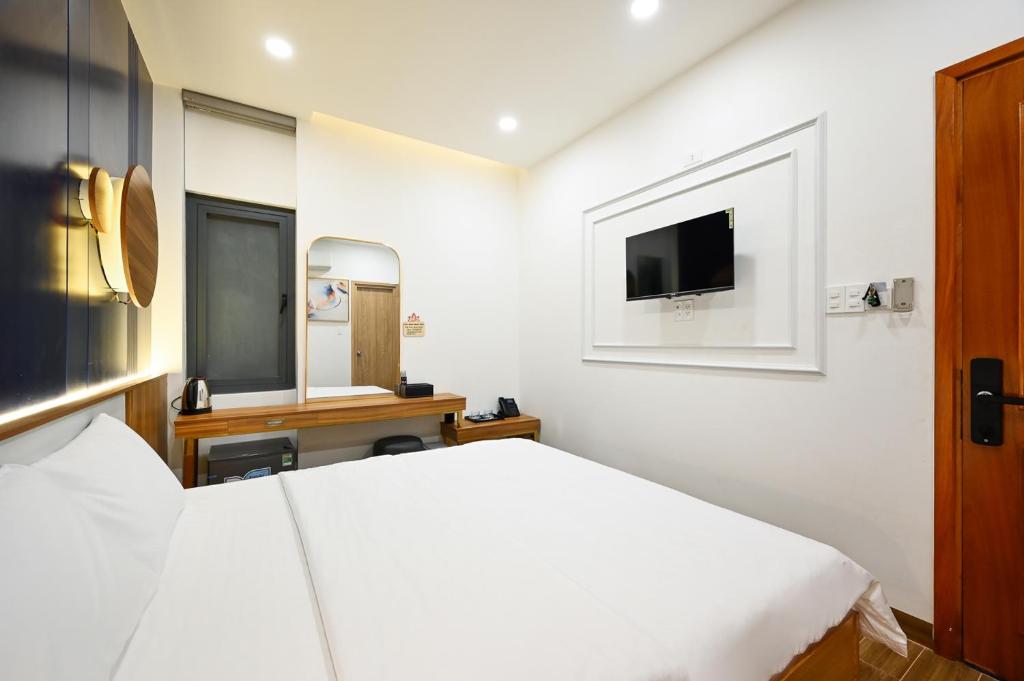 Lotus Airport Hotel Saigon