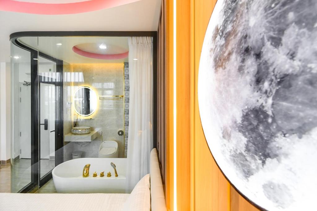 Lotus Airport Hotel Saigon