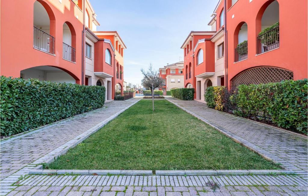 Beautiful Apartment In Cologna Spiaggia With 1 Bedrooms And Wifi photo 2