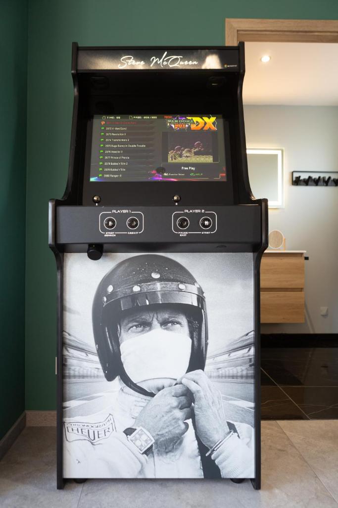 Villa - 230m2- 6chb - SPA-Sauna-Babyfoot-Arcade photo 3