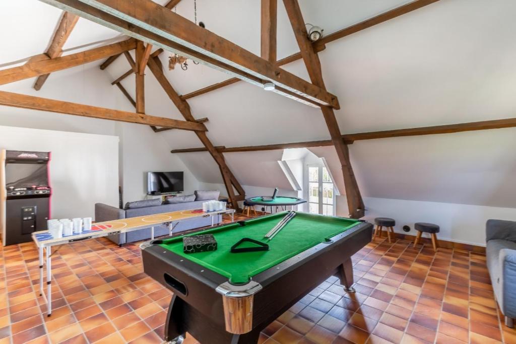 So Villa Bergerie 45 - Heated pool - Soccer - Jacuzzi - 1h30 from Paris - 30 beds photo 4