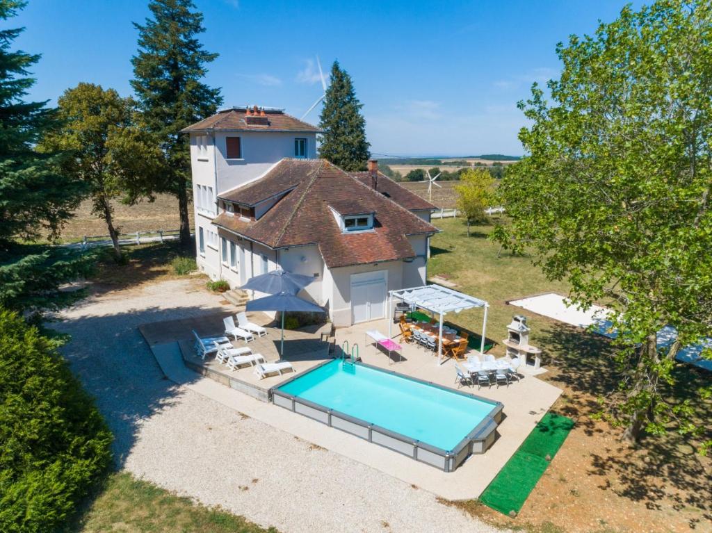 Crazy Villa Radar 89 - Heated pool - Multisports field - 2h Paris - 30p photo 1