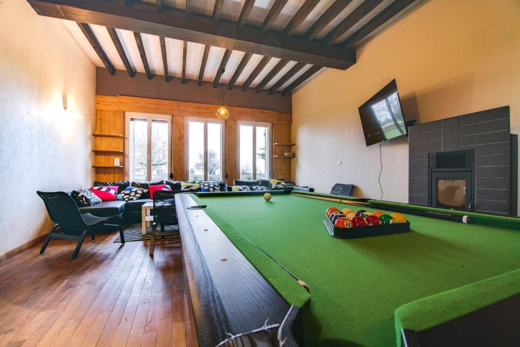 Crazy Villa Radar 89 - Heated pool - Multisports field - 2h Paris - 30p photo 4