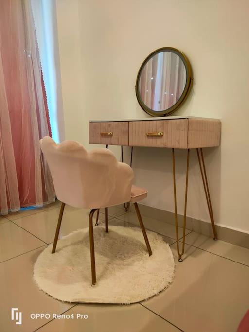 Batu pahat Homestay Ngio photo 2