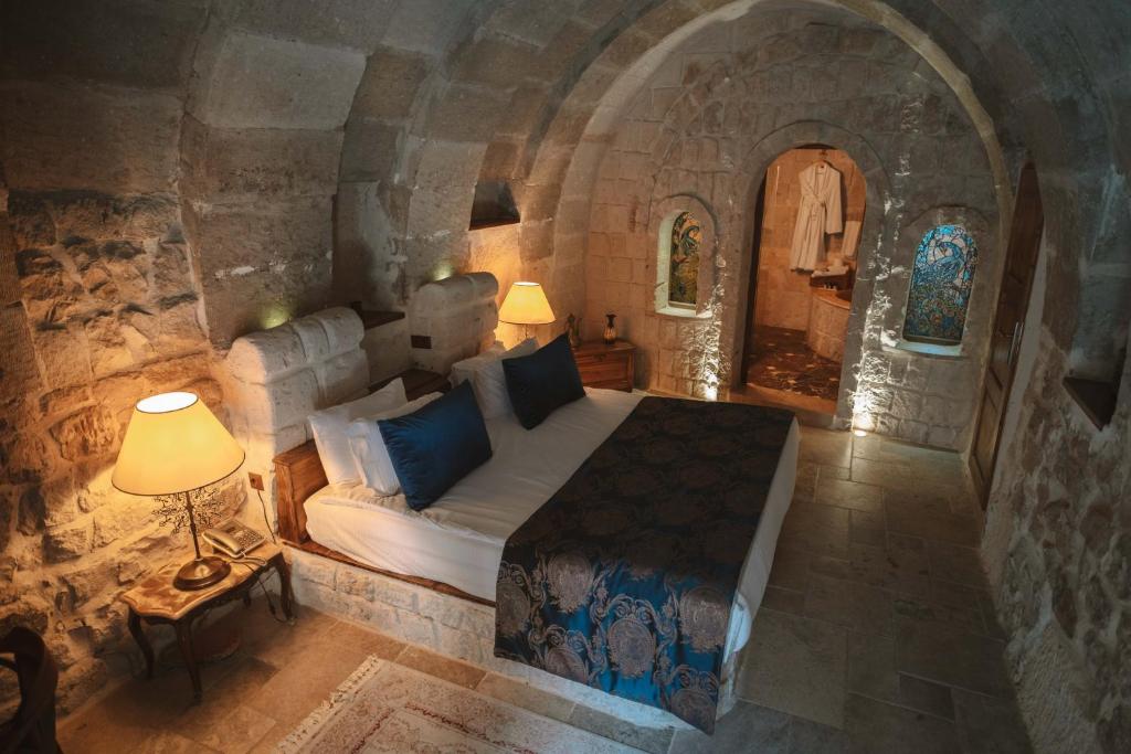 Hu of Cappadocia - Special Class photo 3