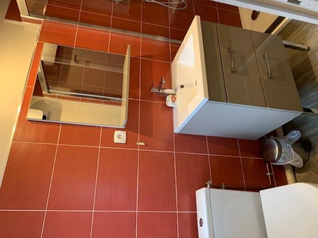 chambre indépendante chez particuliers avec salle de bain privative photo 3