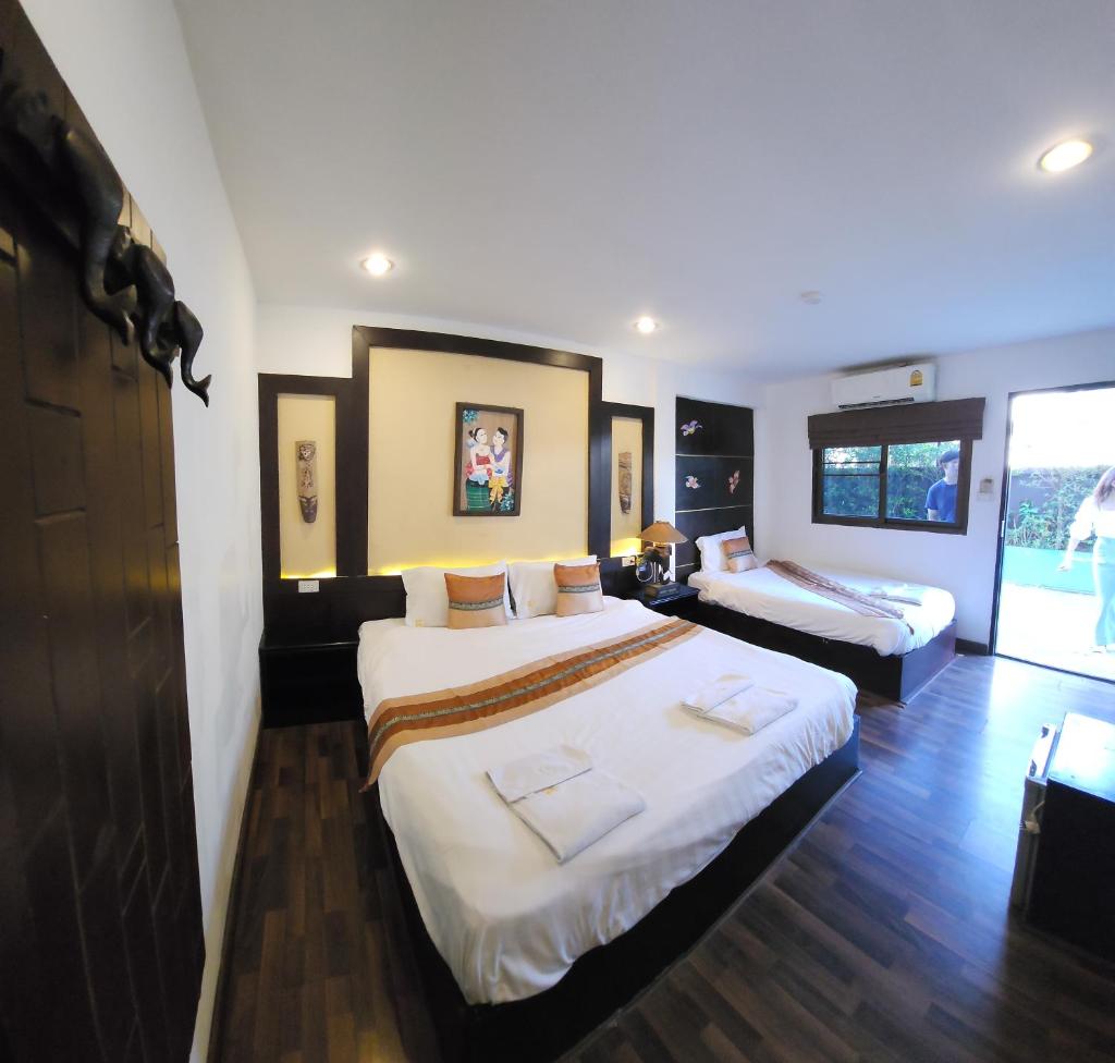 Pai Residence Hotel Room Type - Deluxe Triple Room
