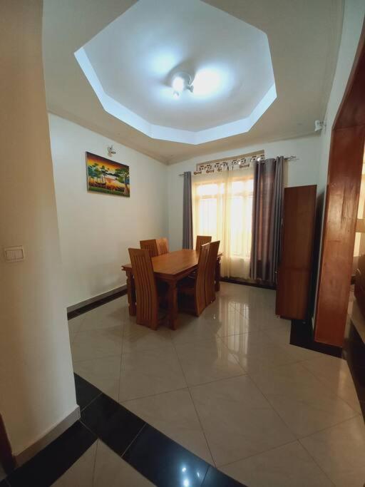 Cheerful Villa Nyamata photo 1