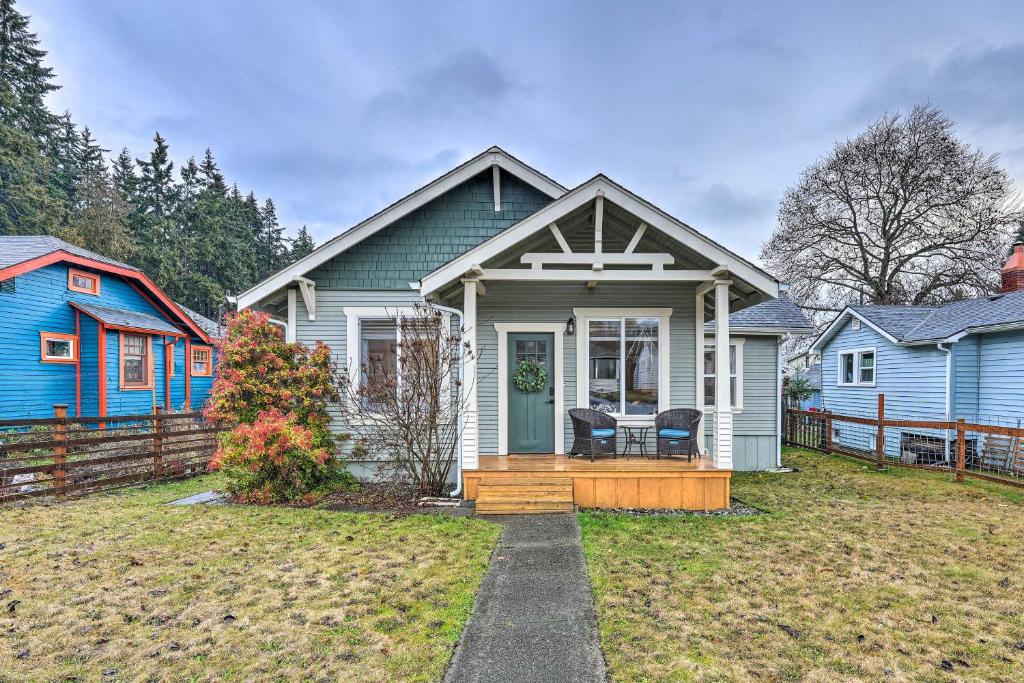 Port Angeles Retreat - 1 Mi to Downtown!